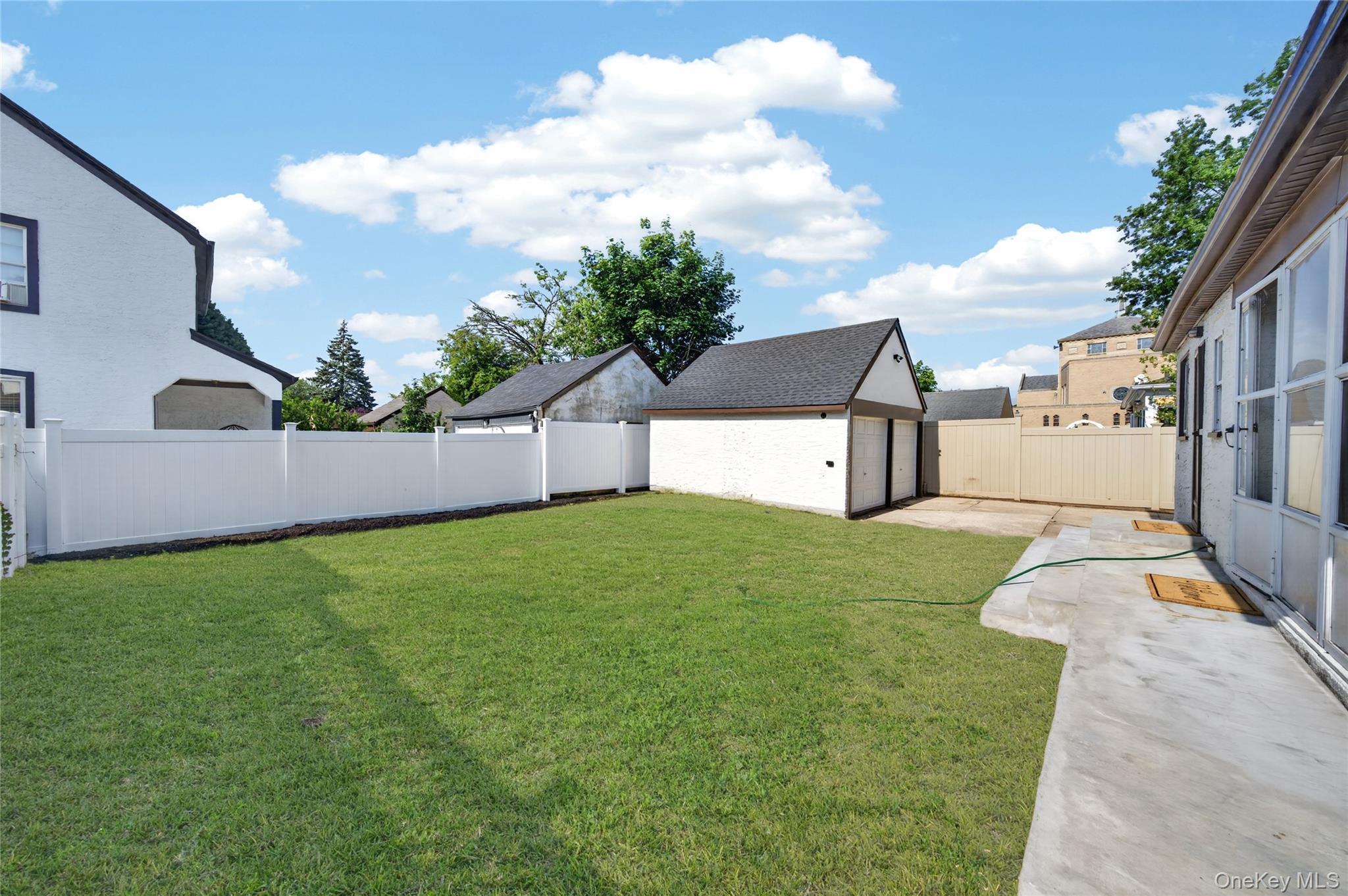 Single Family Argyle Road  Nassau County, NY 11552, MLS-1040581-31