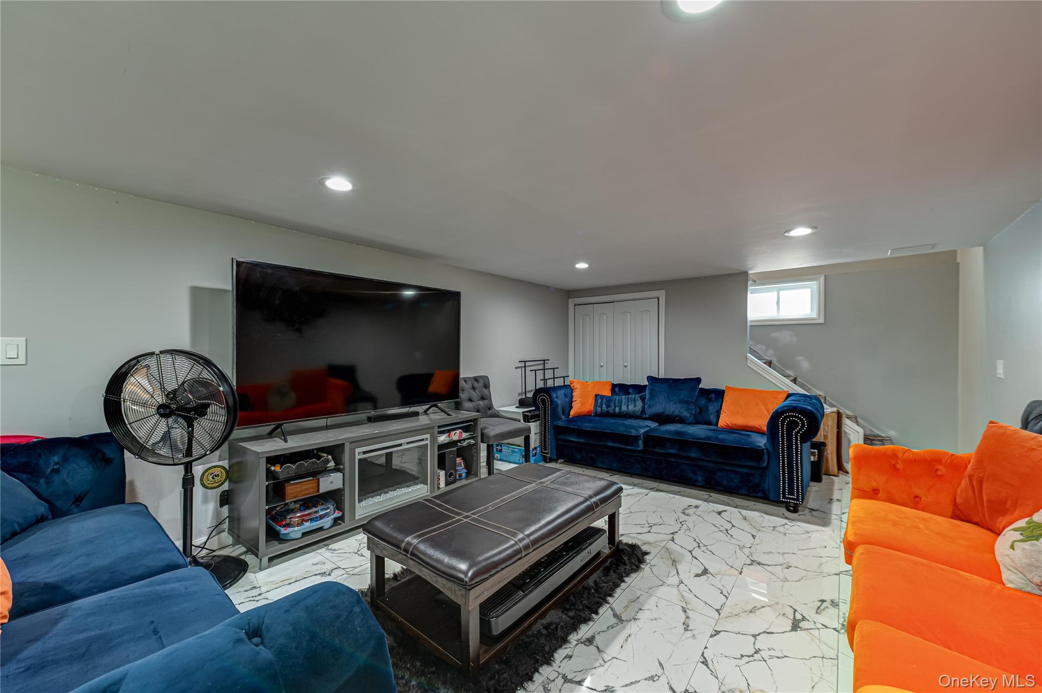 Single Family Ontario Street Suffolk County, NY 11779, MLS-1040582-16