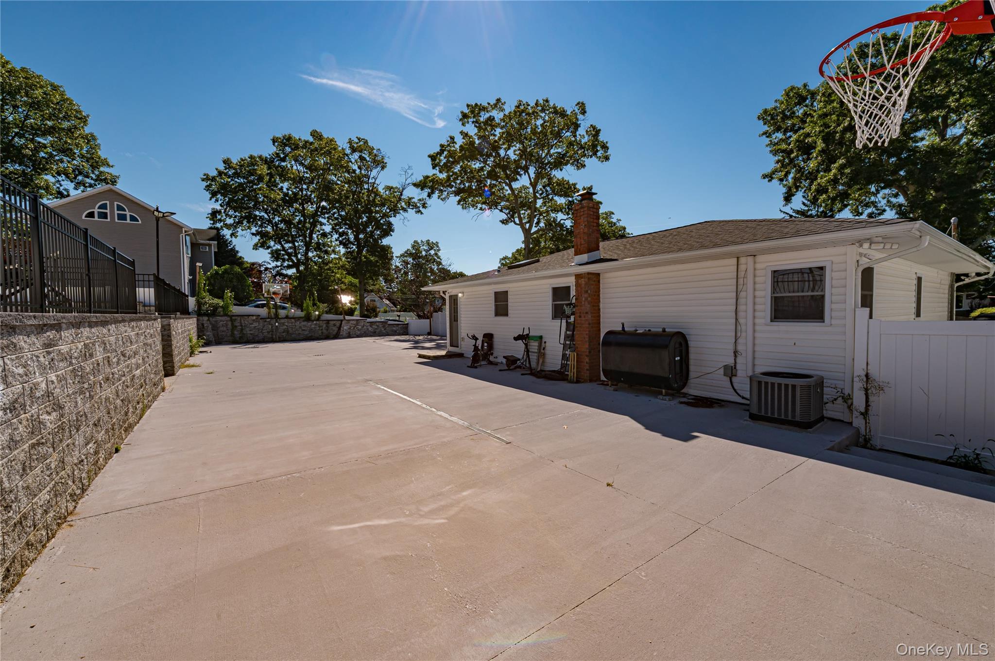 Single Family Ontario Street Suffolk County, NY 11779, MLS-1040582-24