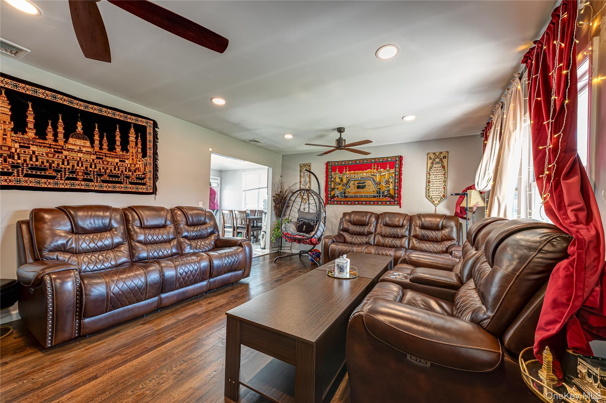 Single Family Ontario Street Suffolk County, NY 11779, MLS-1040582-7