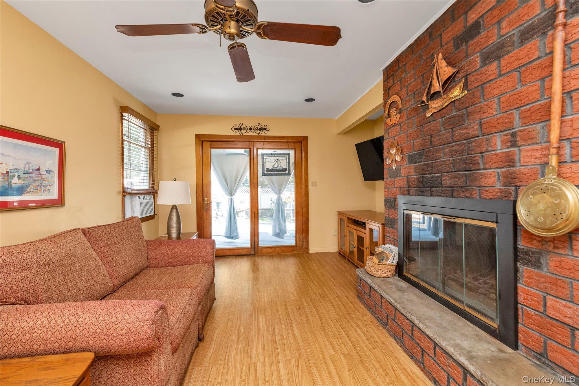 Single Family Schenck Avenue Nassau County, NY 11021, MLS-1040588-8