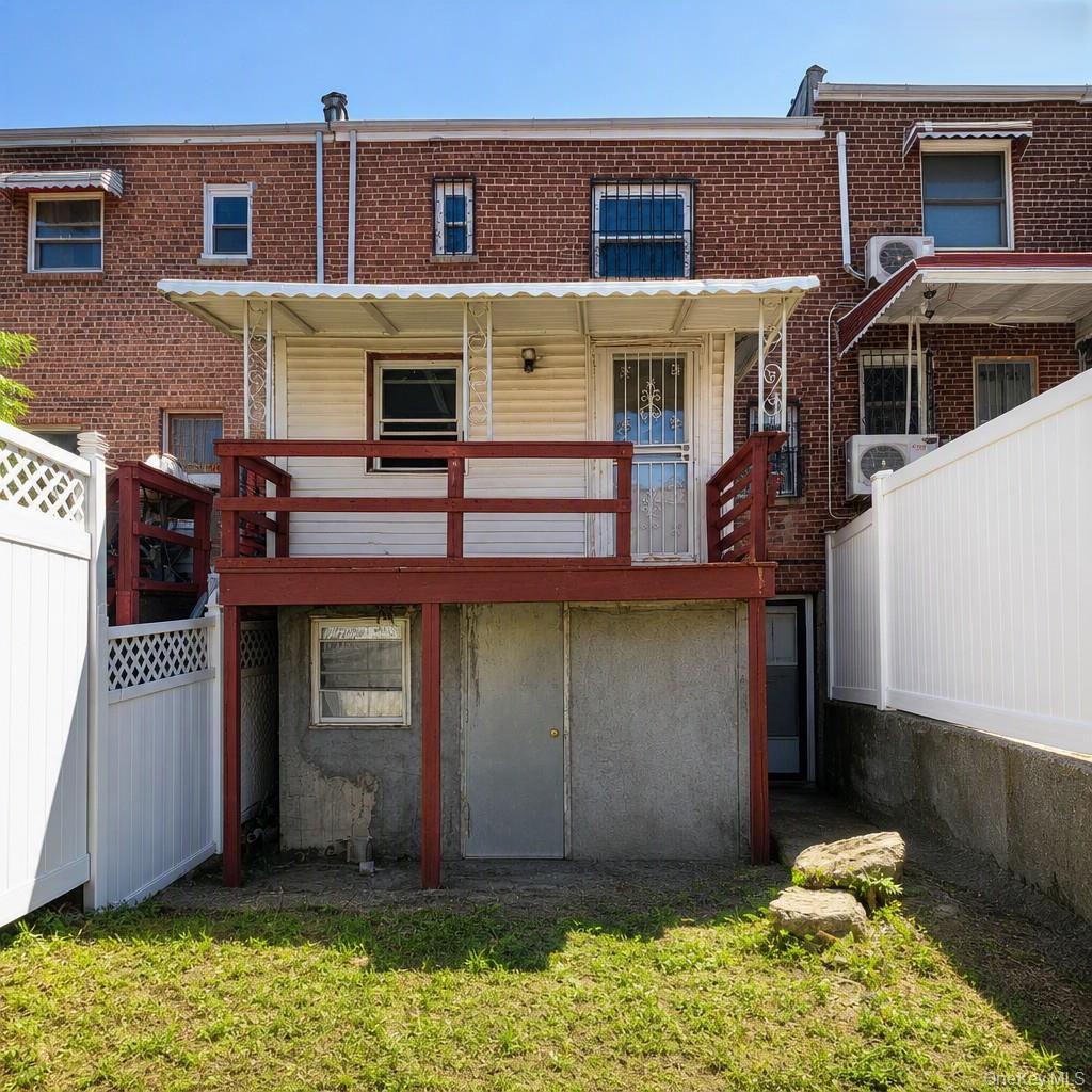 Single Family Matthews Avenue Bronx, NY 10467, MLS-1040592-9