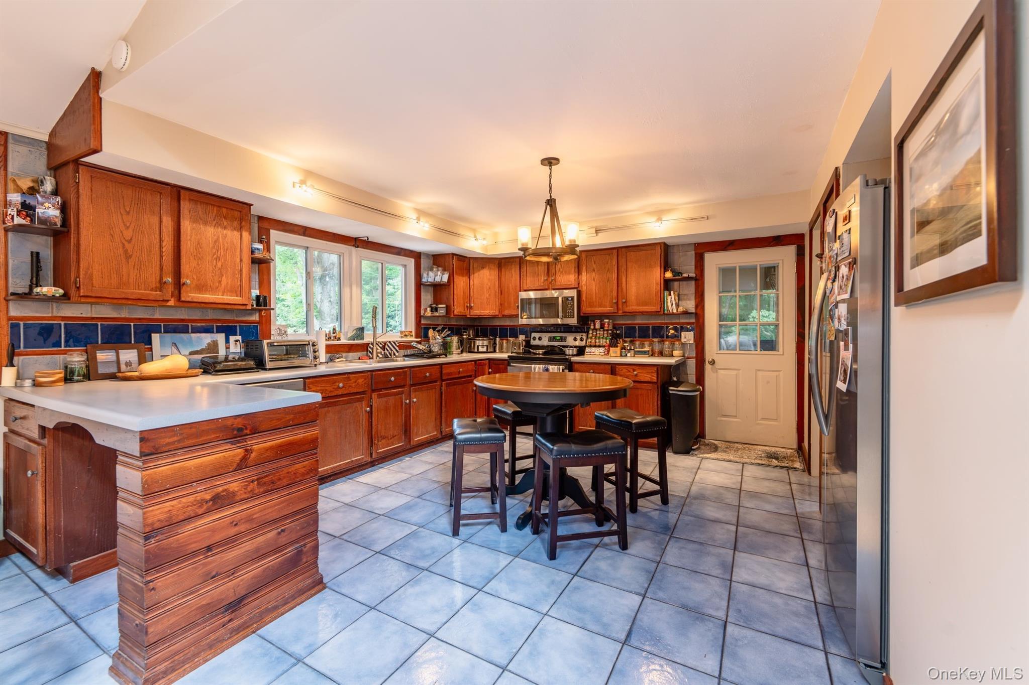 Single Family Park Place  Ulster County, NY 12477, MLS-1040593-10