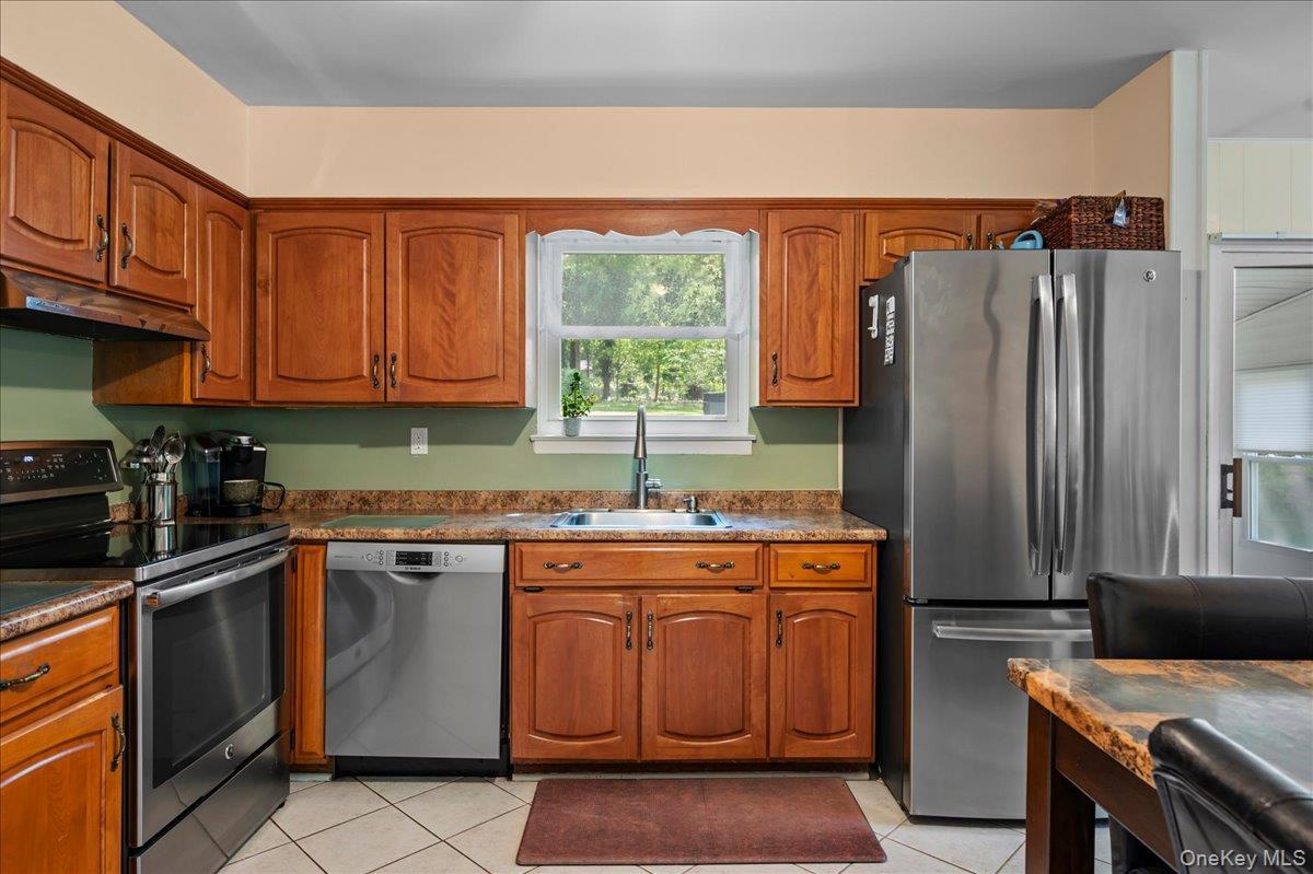 Single Family Lockwood Road Westchester County, NY 10567, MLS-1040599-9