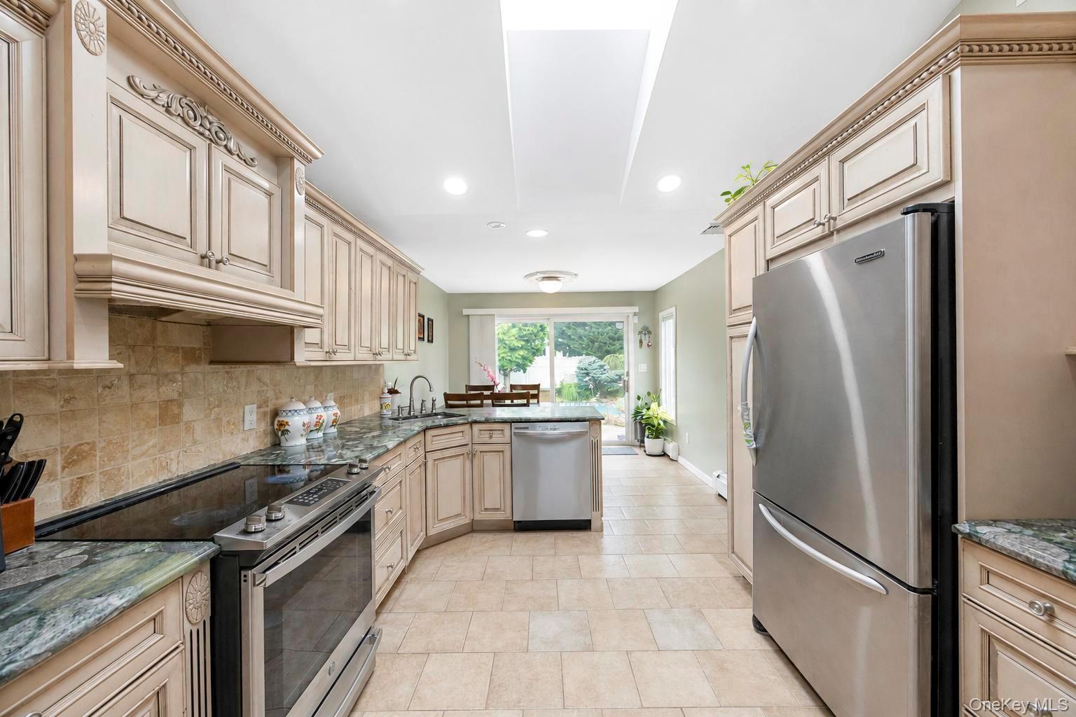 Single Family Village Drive Nassau County, NY 11753, MLS-1040601-4