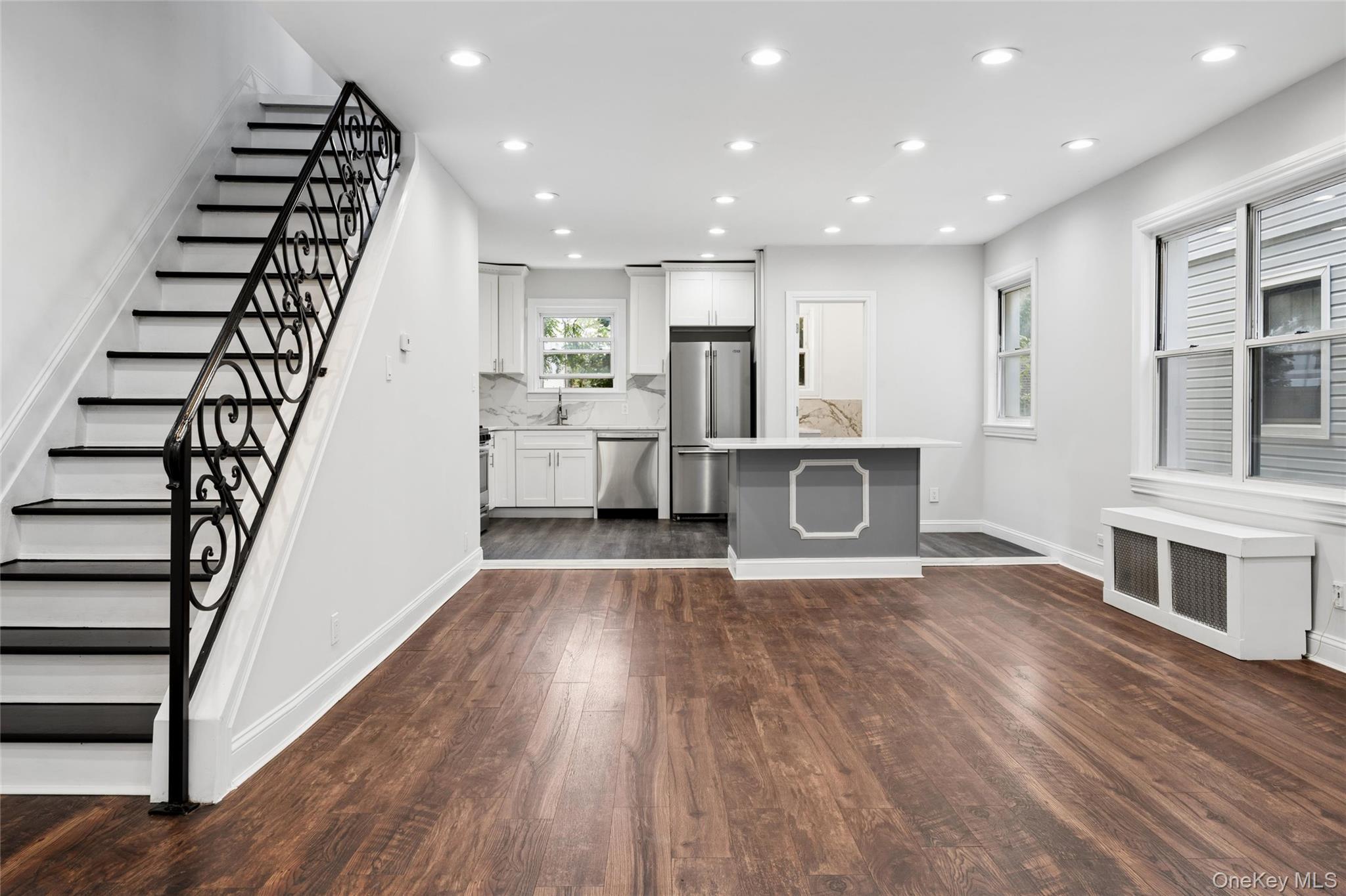 Single Family Paulding Avenue Bronx, NY 10462, MLS-1040604-10