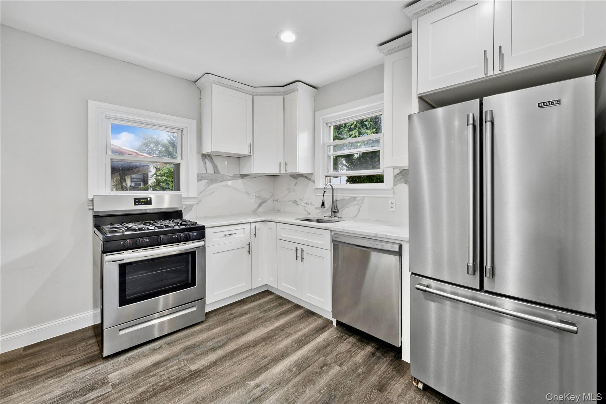 Single Family Paulding Avenue Bronx, NY 10462, MLS-1040604-12