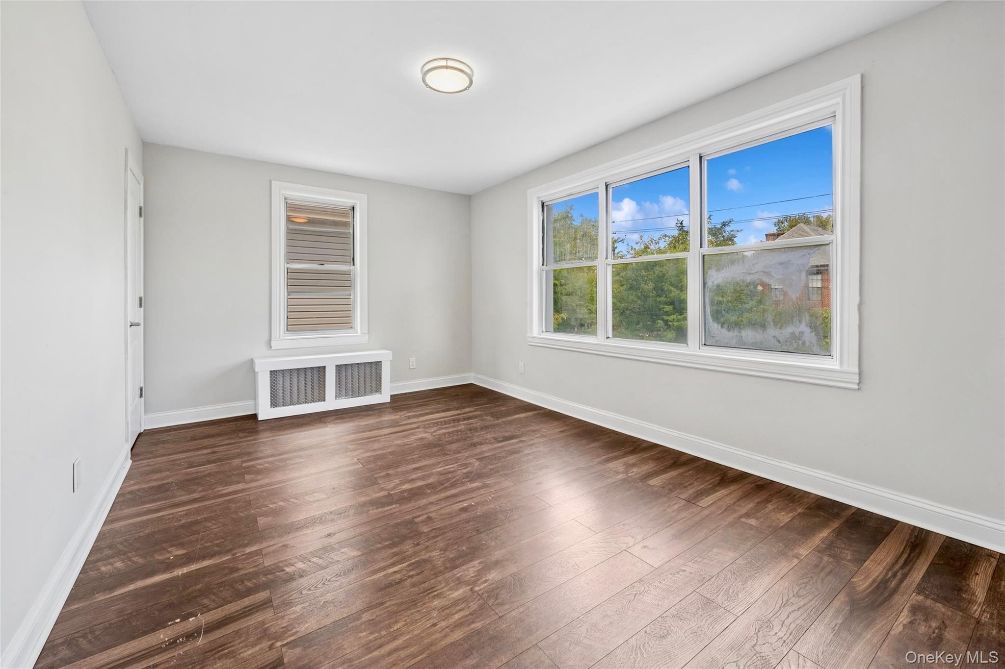 Single Family Paulding Avenue Bronx, NY 10462, MLS-1040604-25
