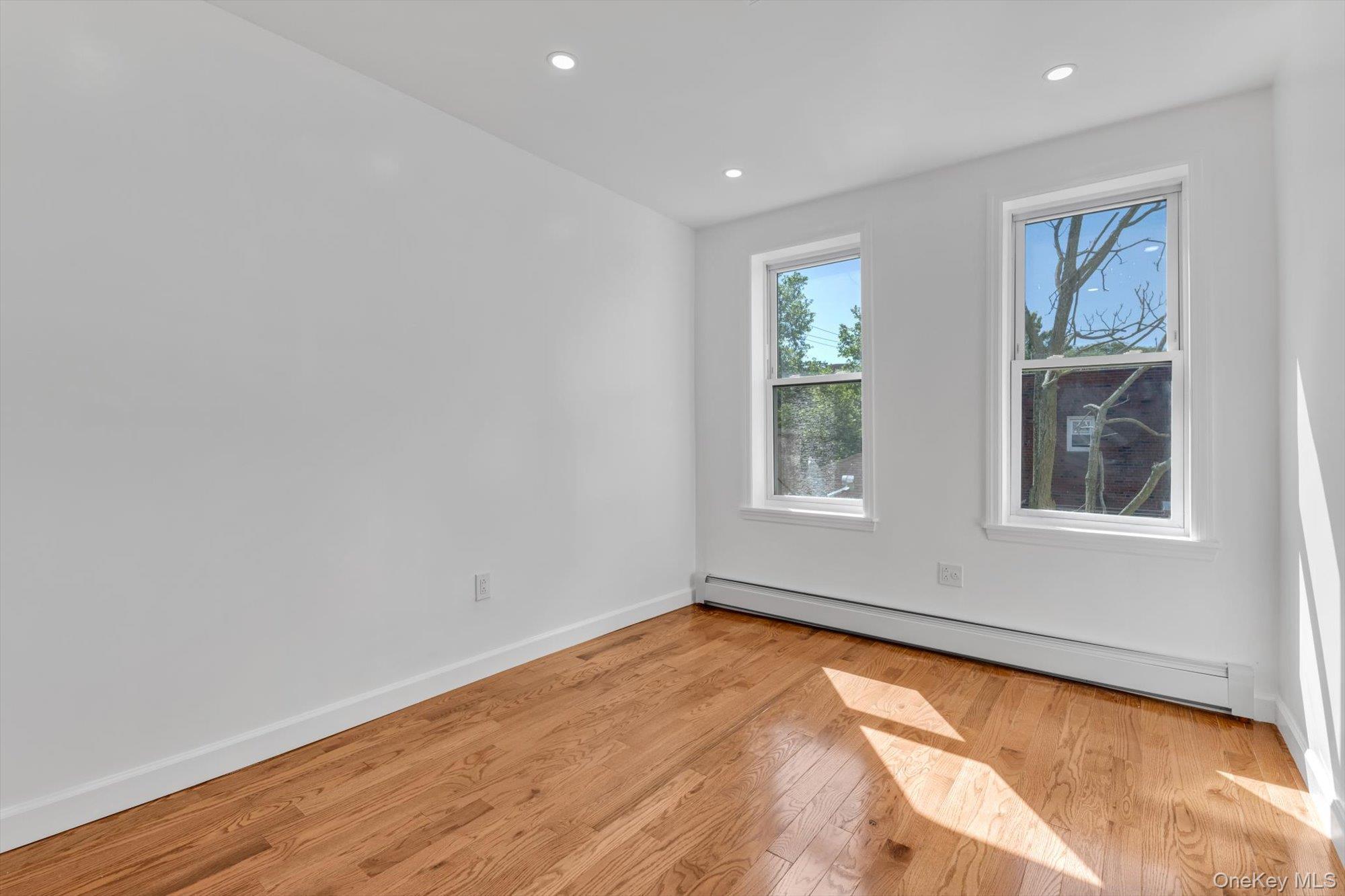 Single Family Avenue J  Brooklyn, NY 11236, MLS-1040609-12
