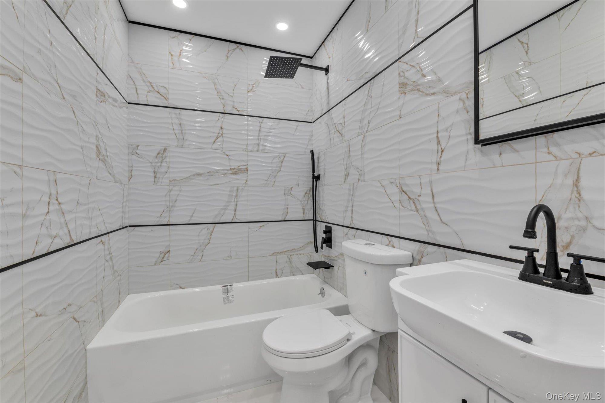 Single Family Avenue J  Brooklyn, NY 11236, MLS-1040609-6