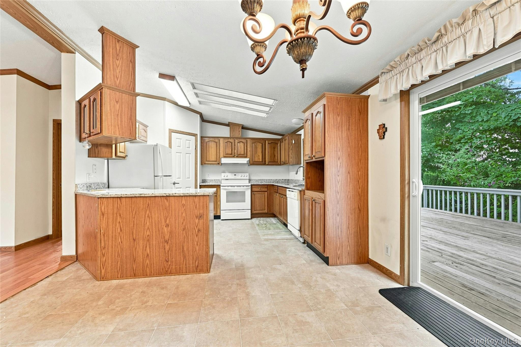 Single Family Fresh Pond Avenue Suffolk County, NY 11933, MLS-1040616-9
