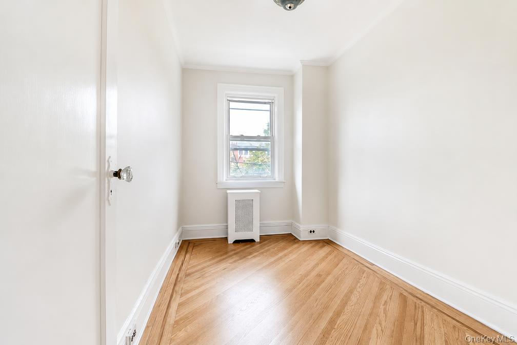 Single Family 66th Avenue  Queens, NY 11374, MLS-1040618-25