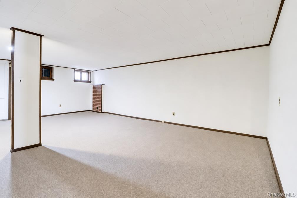 Single Family 66th Avenue  Queens, NY 11374, MLS-1040618-30