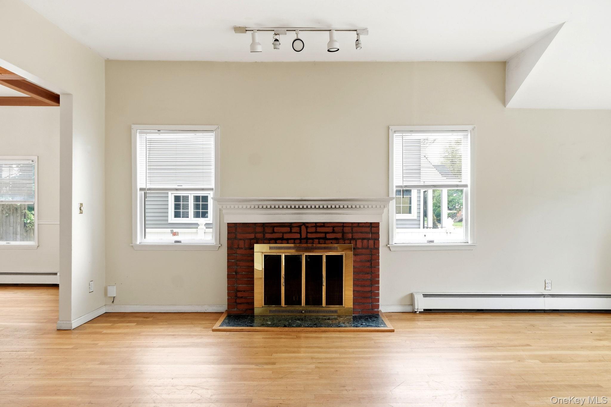 Single Family N Corona Avenue  Nassau County, NY 11580, MLS-1040624-11