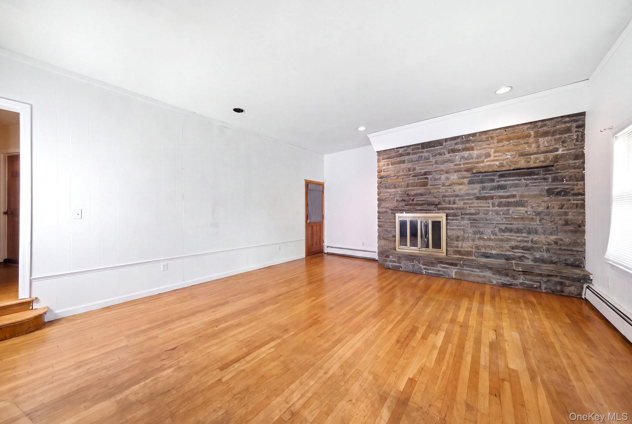 Single Family N Corona Avenue  Nassau County, NY 11580, MLS-1040624-22