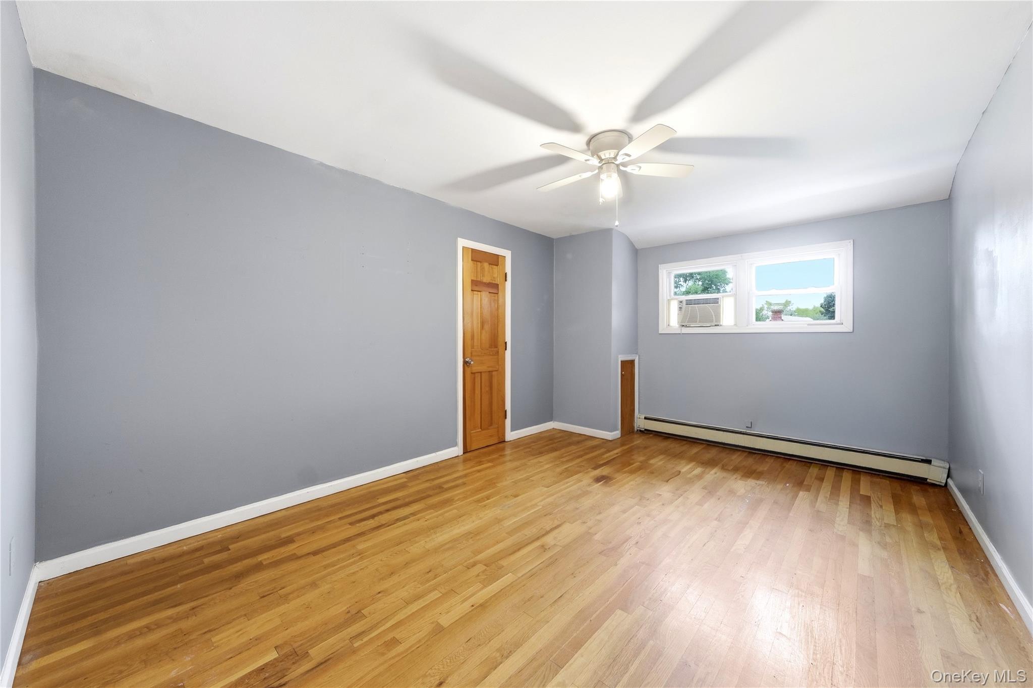 Single Family N Corona Avenue  Nassau County, NY 11580, MLS-1040624-31