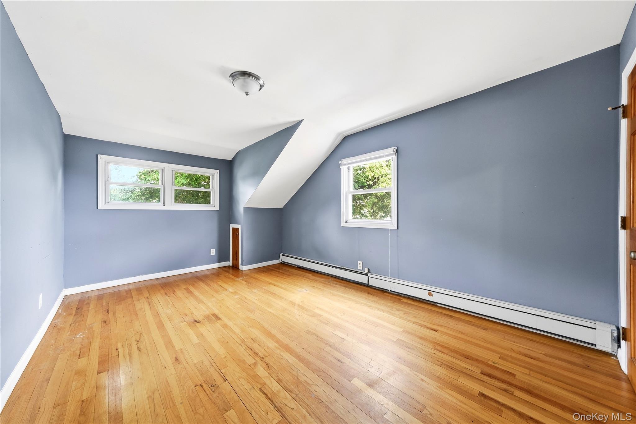 Single Family N Corona Avenue  Nassau County, NY 11580, MLS-1040624-32