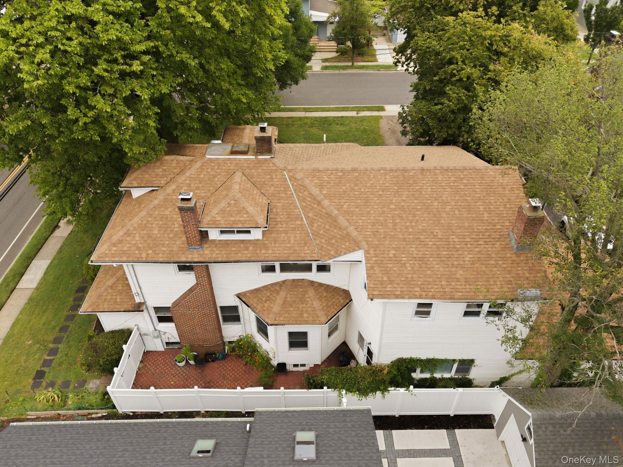 Single Family N Corona Avenue  Nassau County, NY 11580, MLS-1040624-46