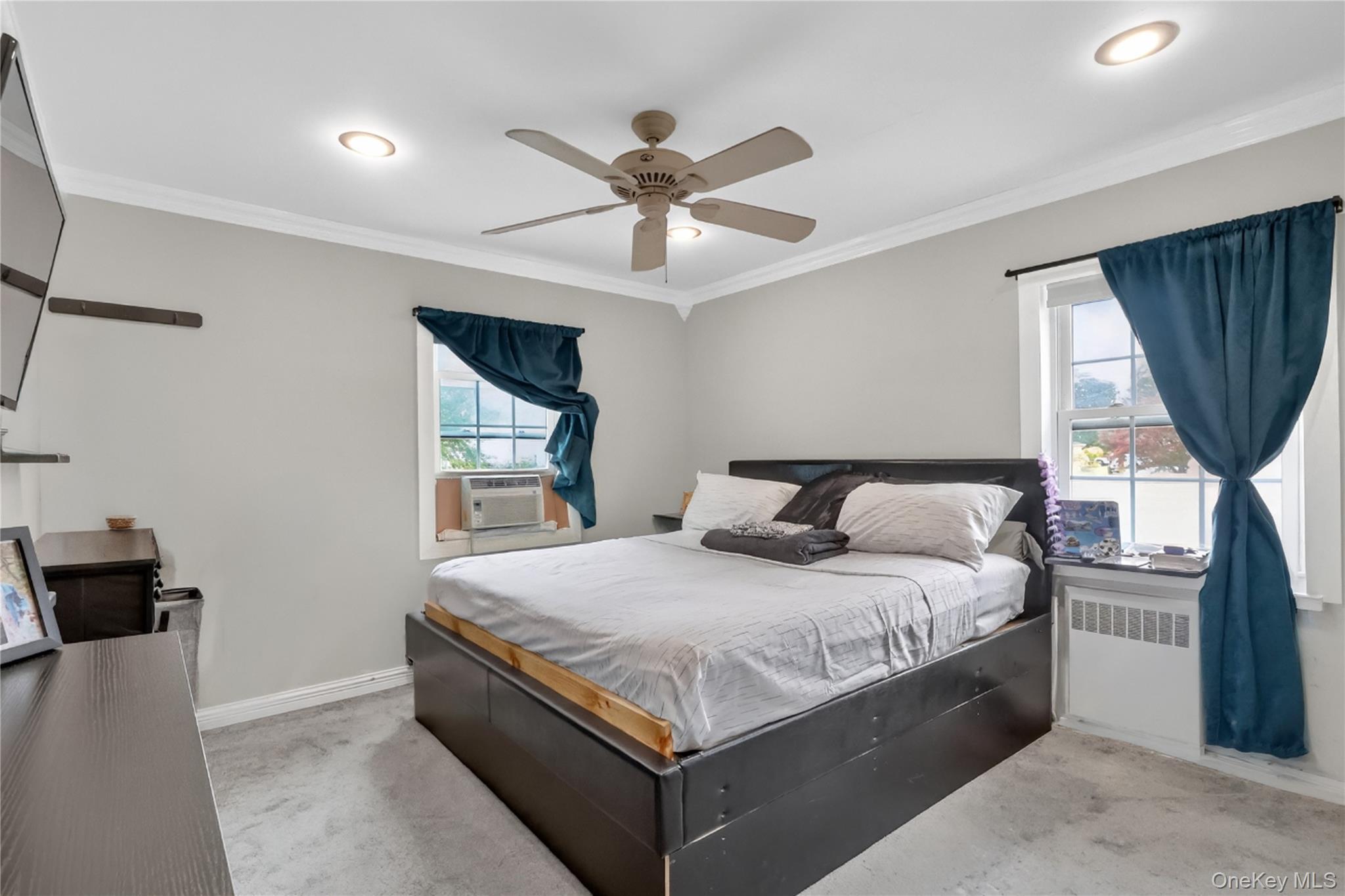 Single Family Washington Avenue Suffolk County, NY 11717, MLS-1040640-12