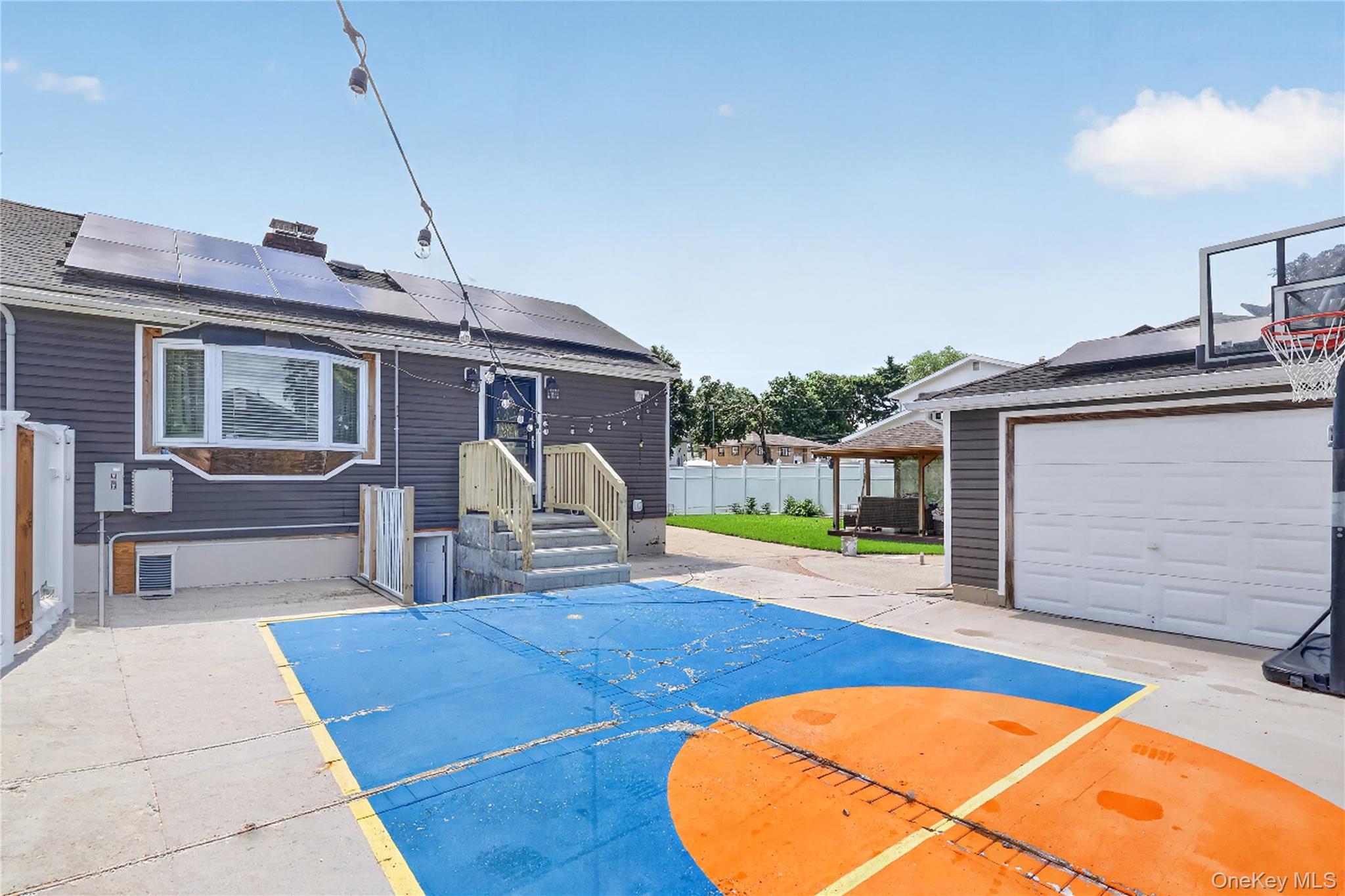 Single Family Washington Avenue Suffolk County, NY 11717, MLS-1040640-21