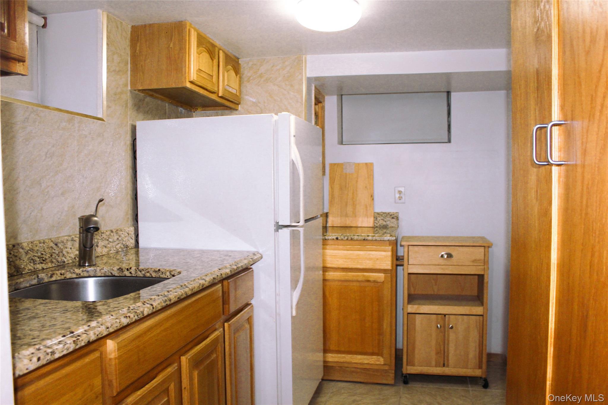 Single Family 225th Street Queens, NY 11413, MLS-1040643-17