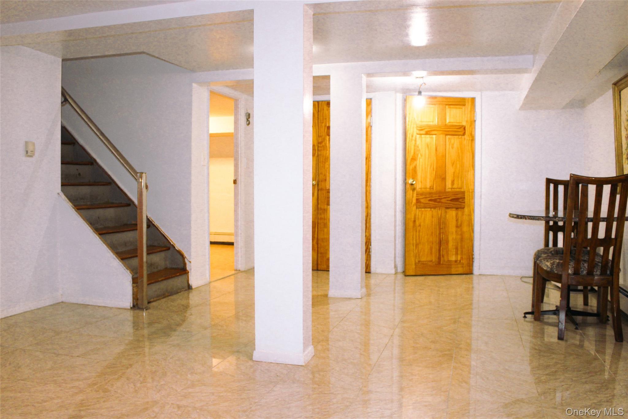 Single Family 225th Street Queens, NY 11413, MLS-1040643-19