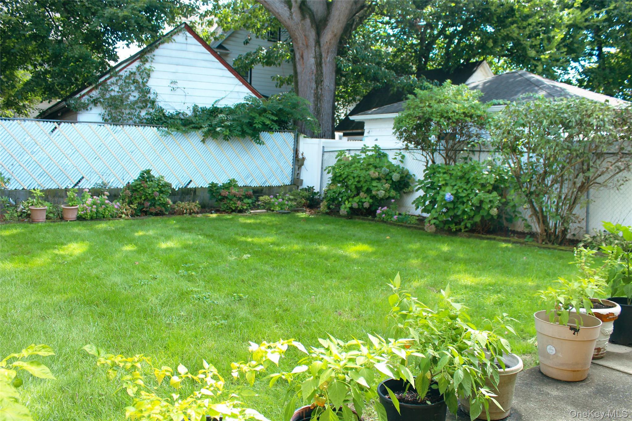 Single Family 225th Street Queens, NY 11413, MLS-1040643-35