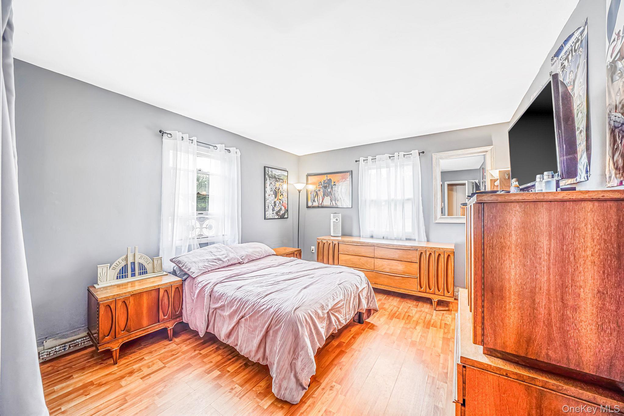 Single Family Cherokee Drive Suffolk County, NY 11706, MLS-1040654-10