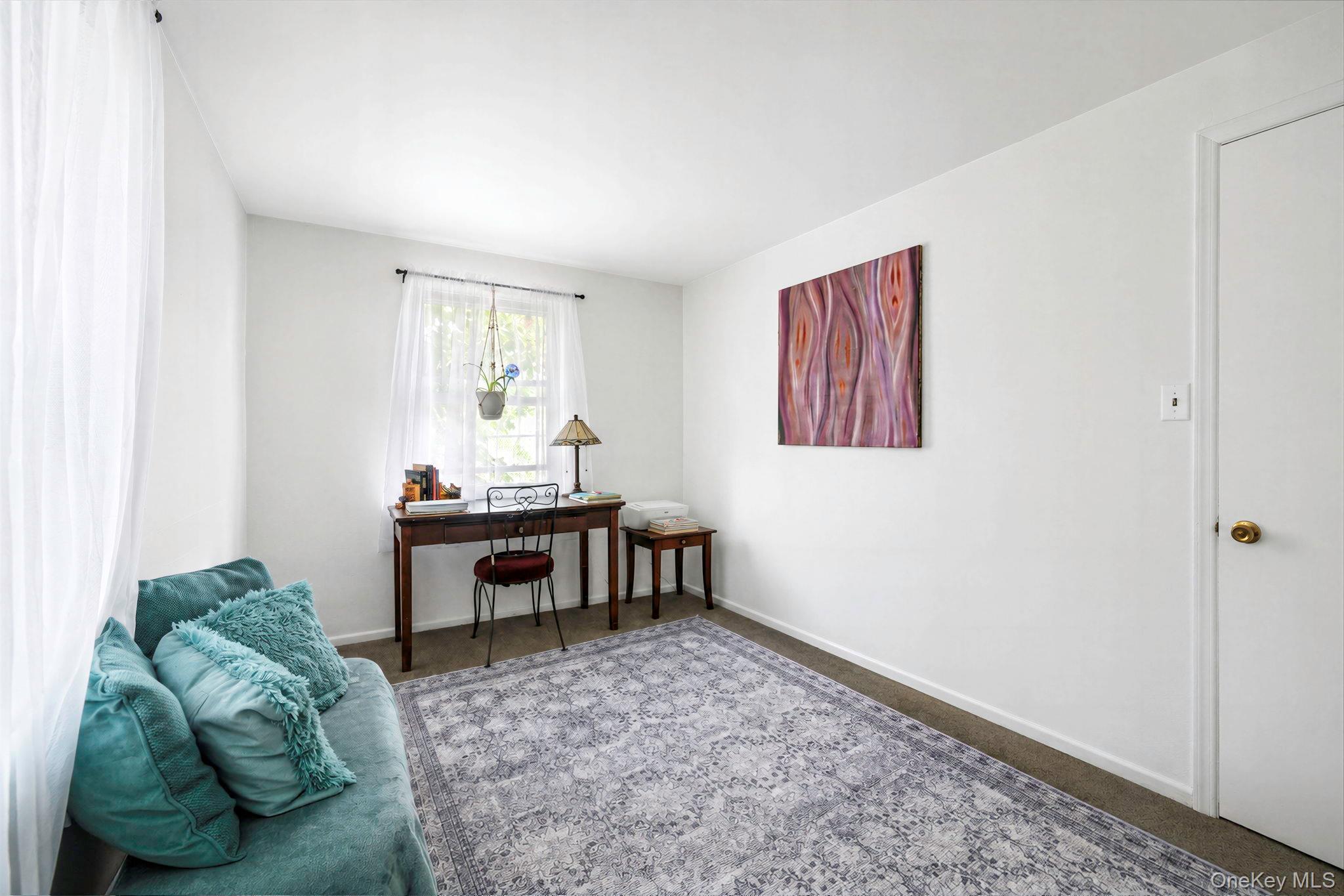 Single Family Cherokee Drive Suffolk County, NY 11706, MLS-1040654-26