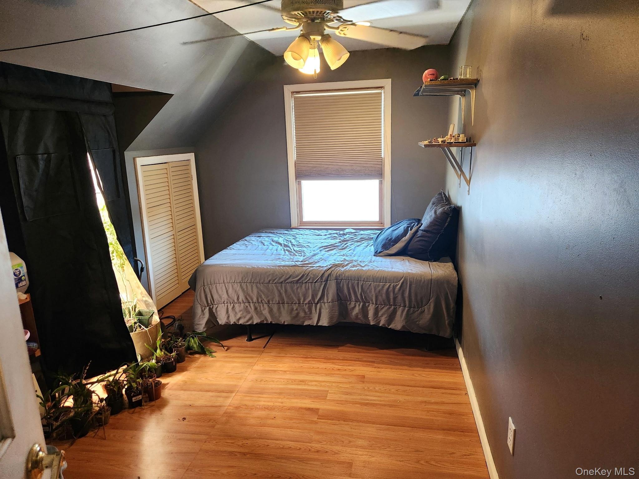 Single Family N Hamilton Avenue Suffolk County, NY 11757, MLS-1040655-11