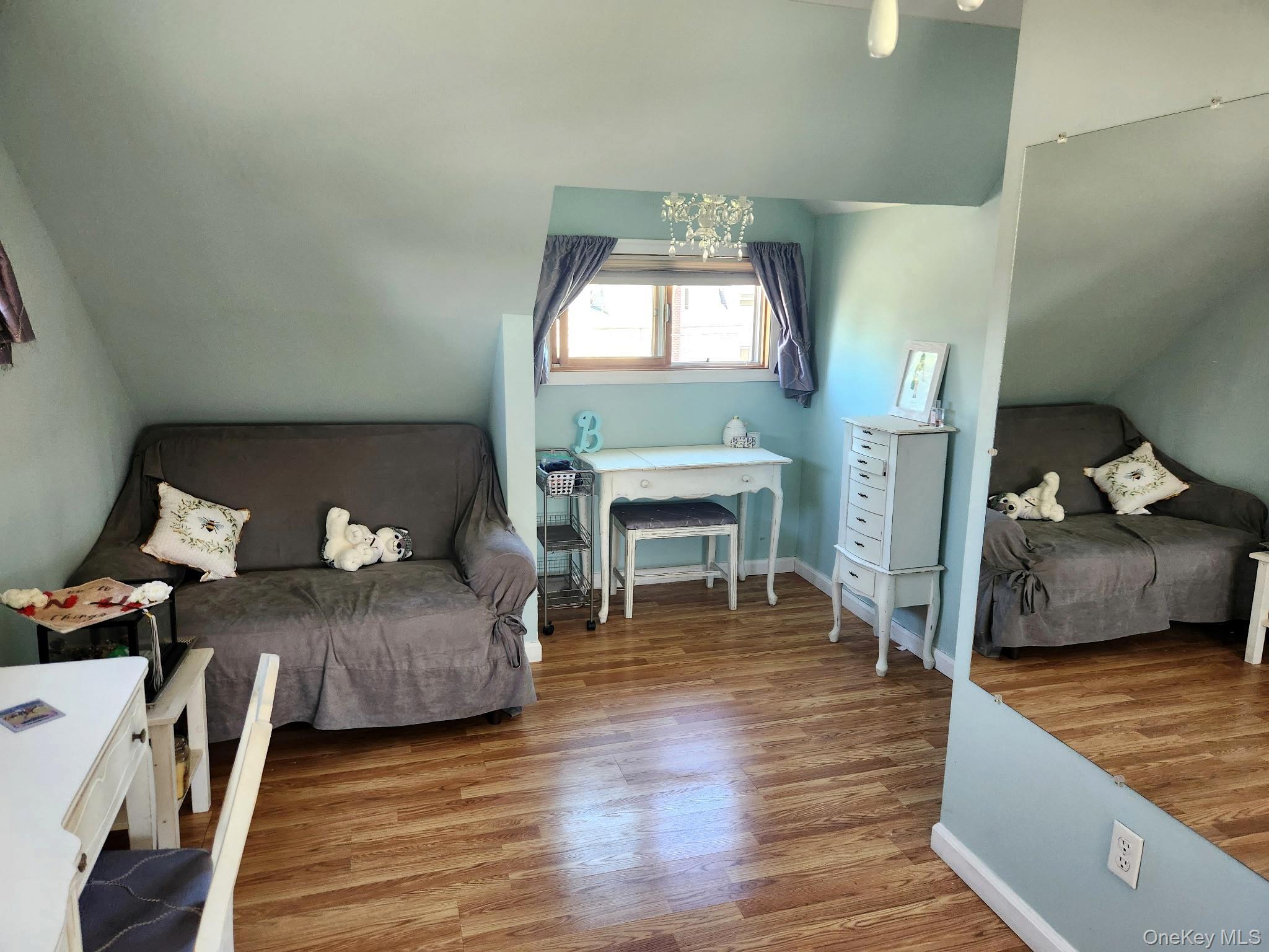 Single Family N Hamilton Avenue Suffolk County, NY 11757, MLS-1040655-8