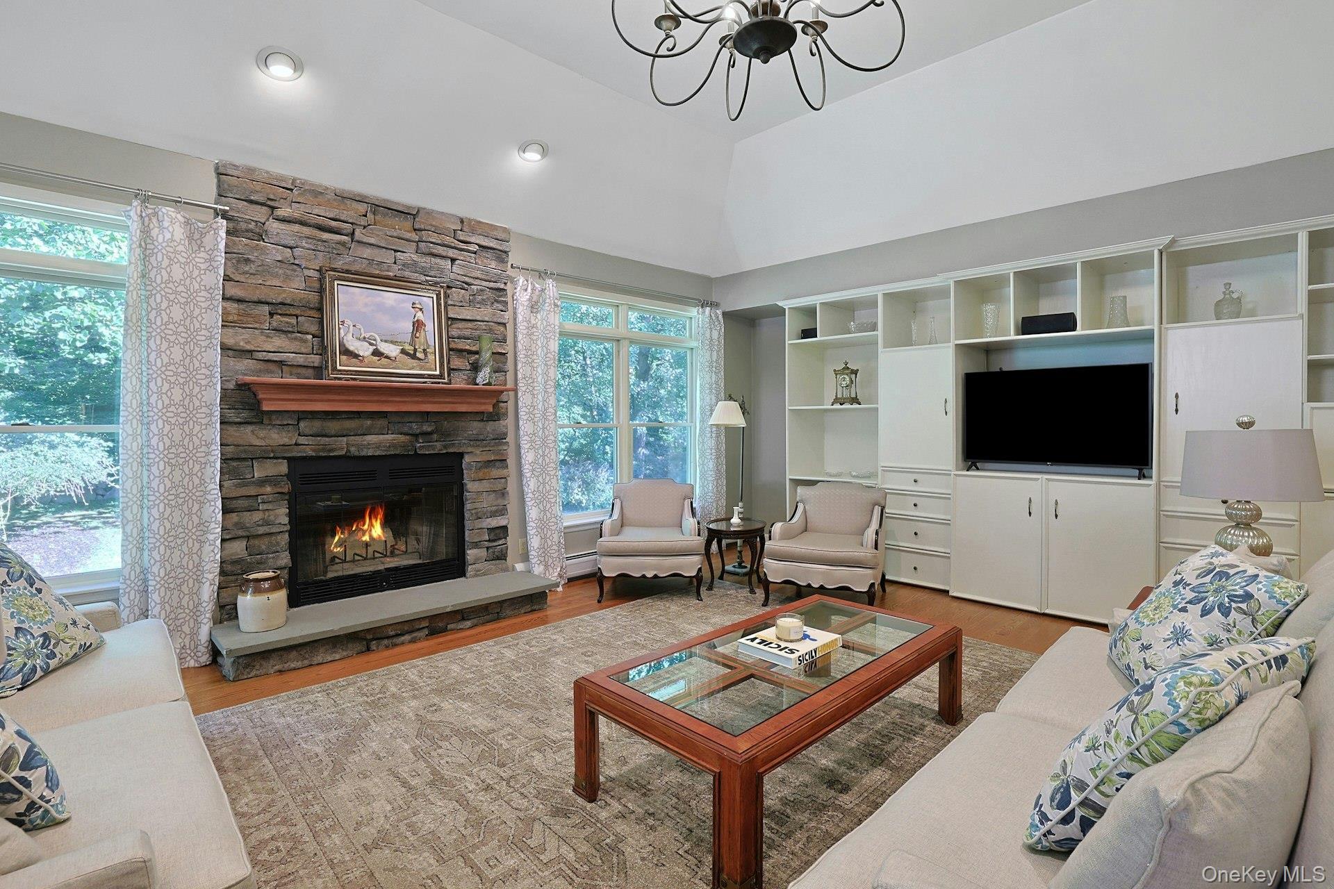 Single Family Marycrest Road  Rockland County, NY 10994, MLS-1040656-18