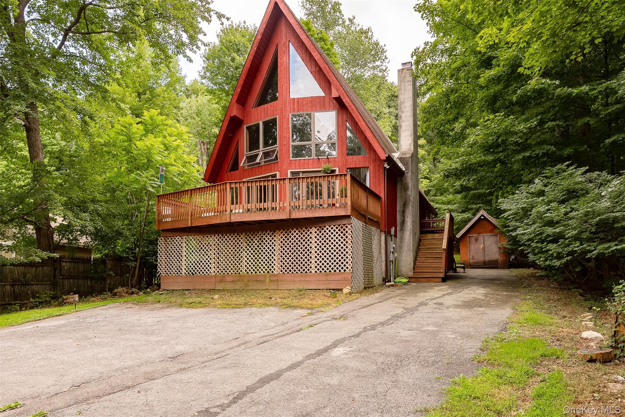 Single Family Greenwood Drive Dutchess County, NY 12508, MLS-1040690-25