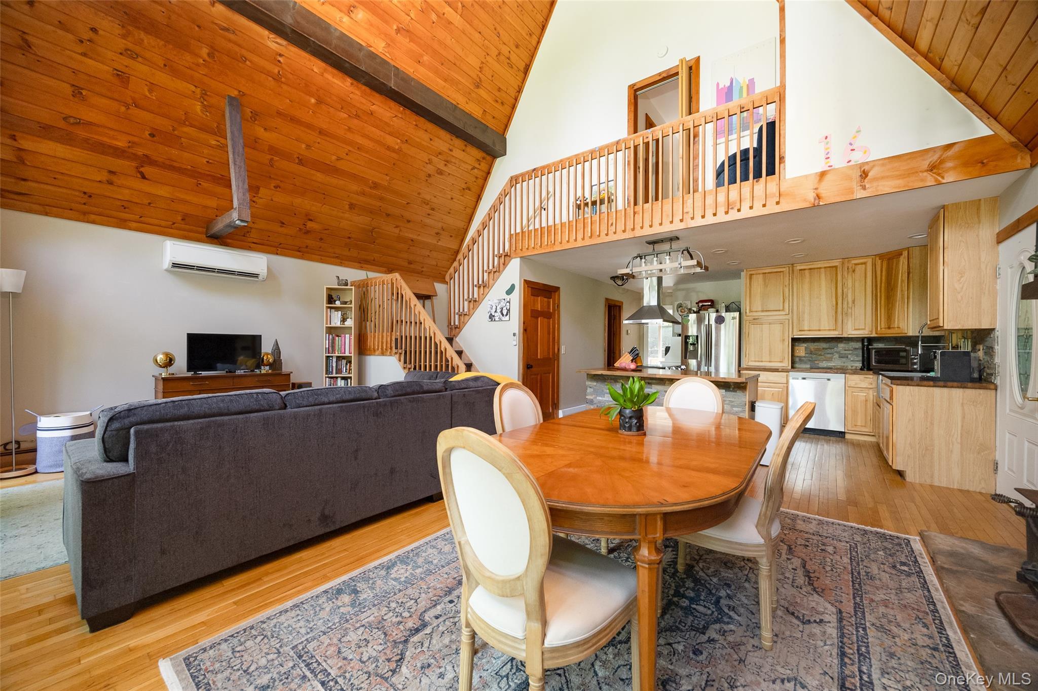 Single Family Greenwood Drive Dutchess County, NY 12508, MLS-1040690-4
