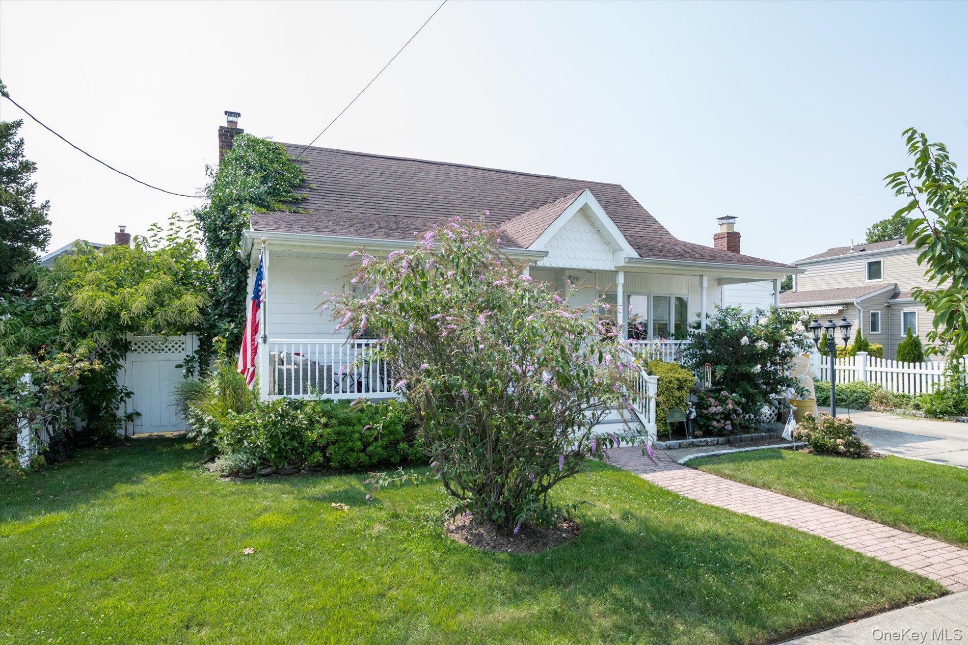 Single Family Brooklyn Avenue Nassau County, NY 11762, MLS-1040692-3