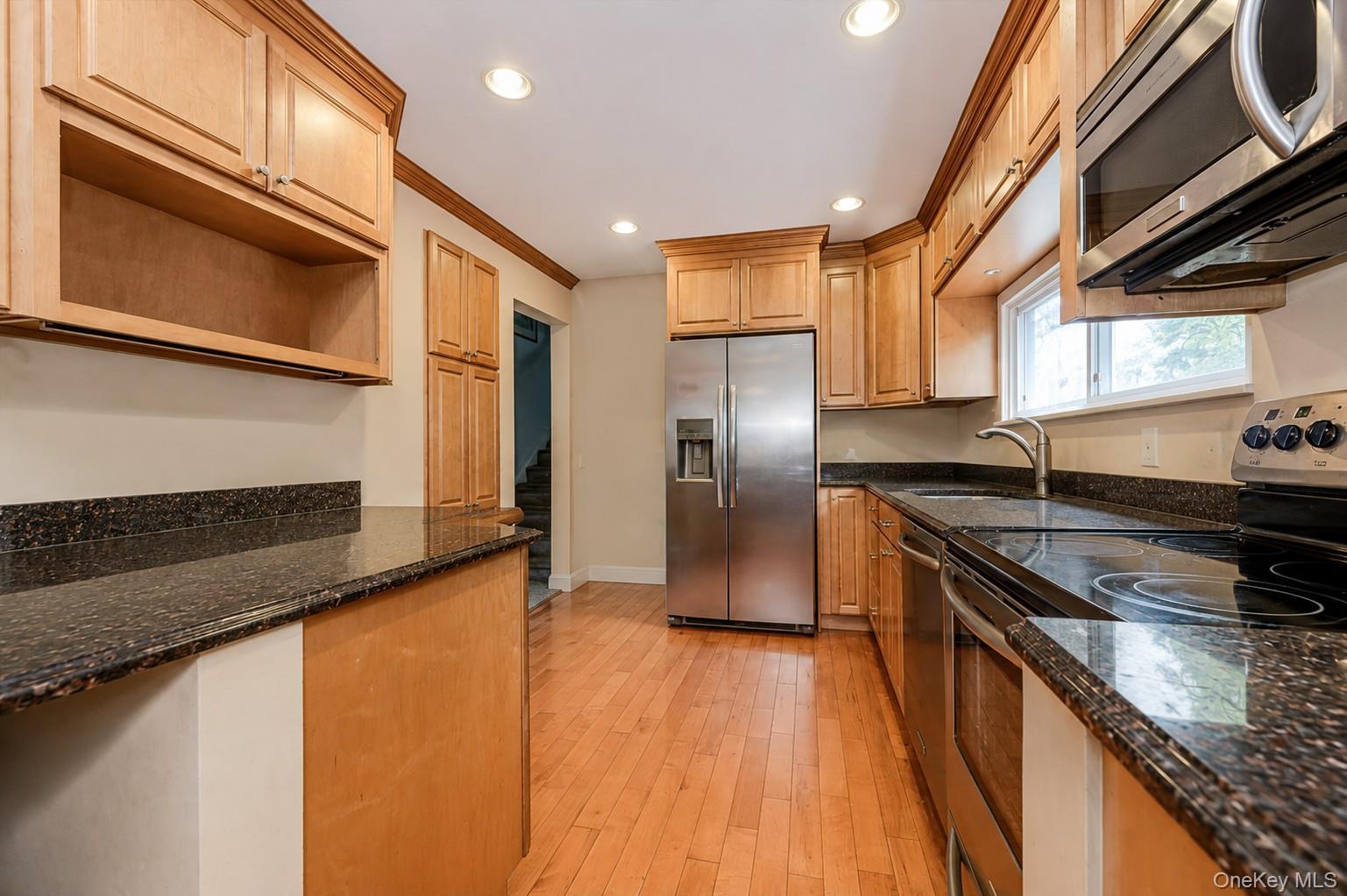 Single Family W Waukena Avenue  Nassau County, NY 11572, MLS-1040700-7