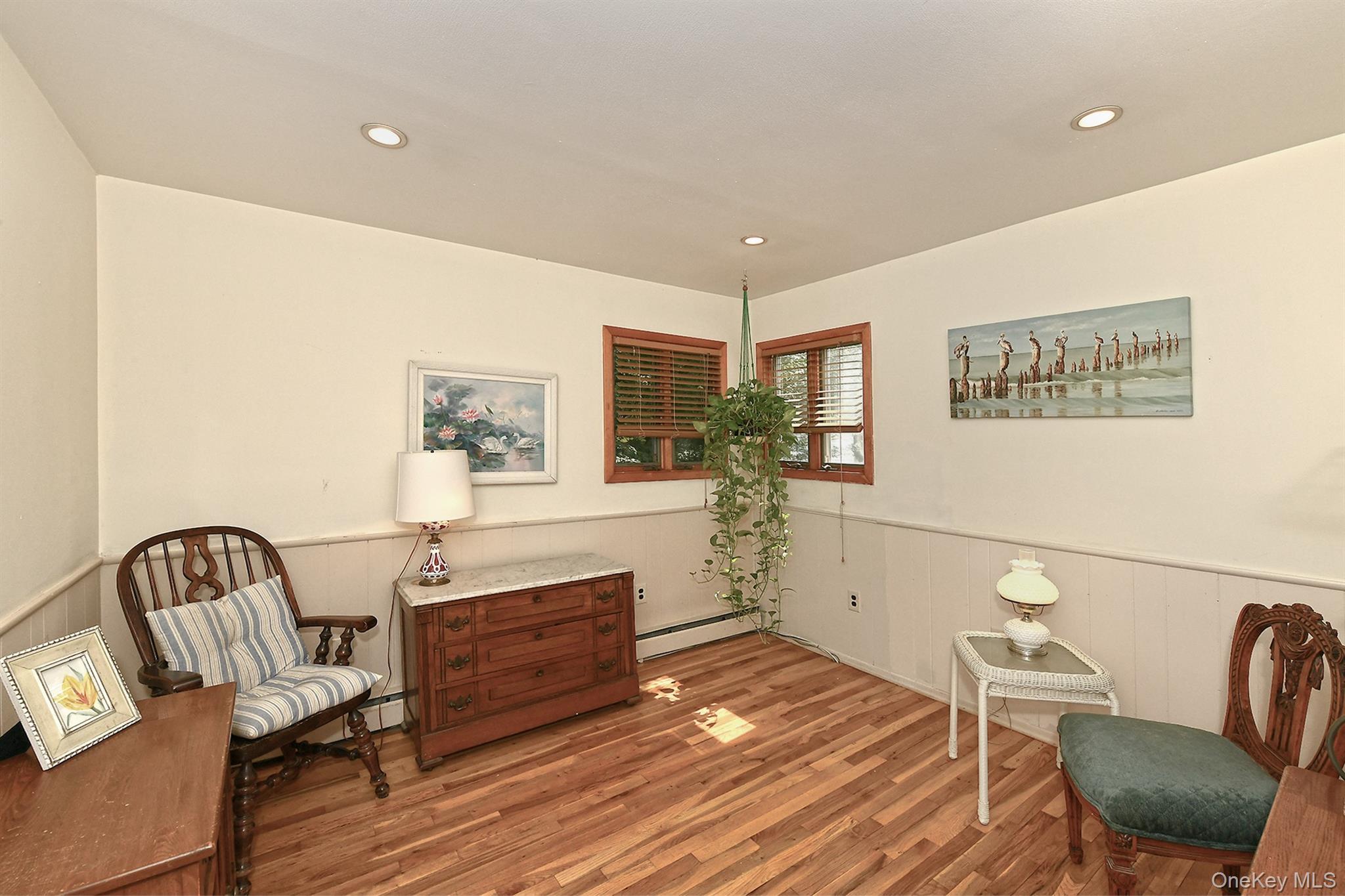 Single Family Crest Hill Court Suffolk County, NY 11746, MLS-1040705-10