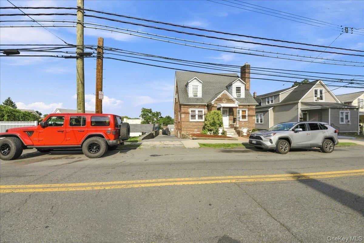 Single Family Mile Square Road Westchester County, NY 10704, MLS-1040706-25