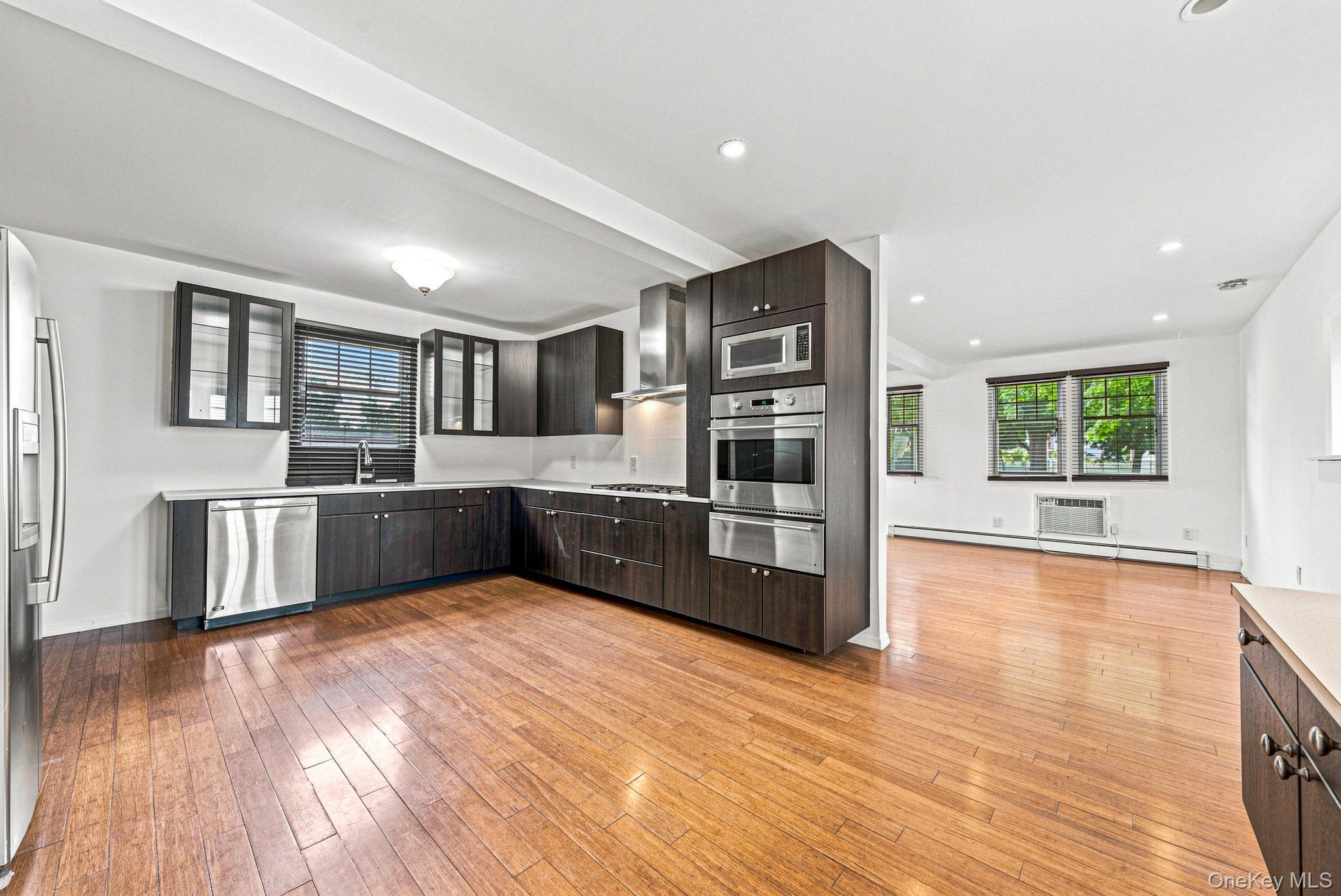 Single Family N Wellwood Avenue  Suffolk County, NY 11757, MLS-1040710-11