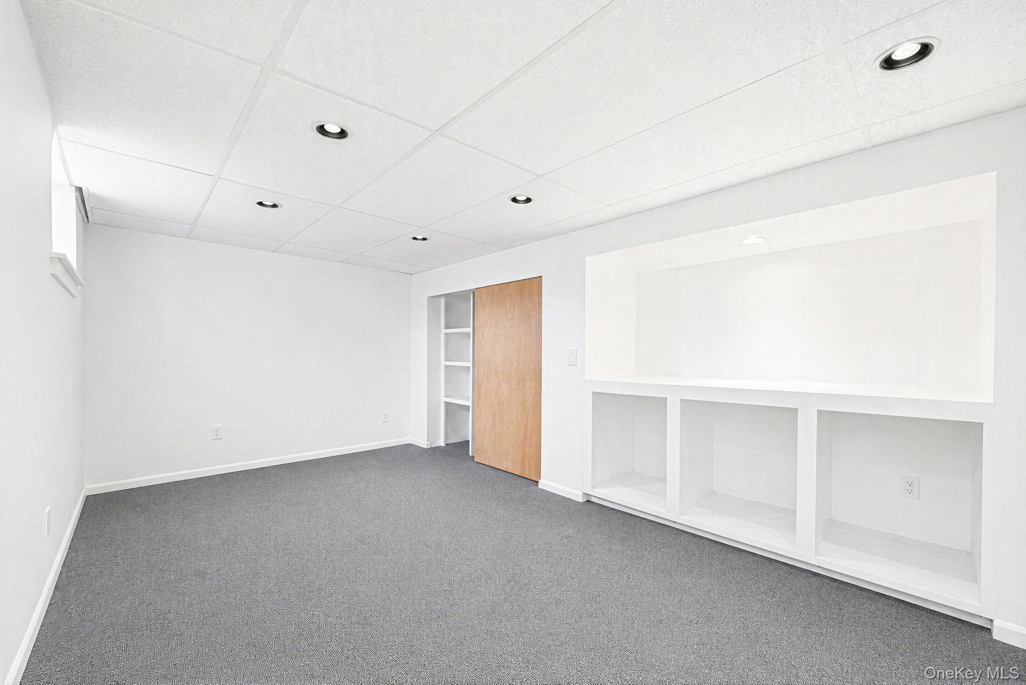 Single Family N Wellwood Avenue  Suffolk County, NY 11757, MLS-1040710-23