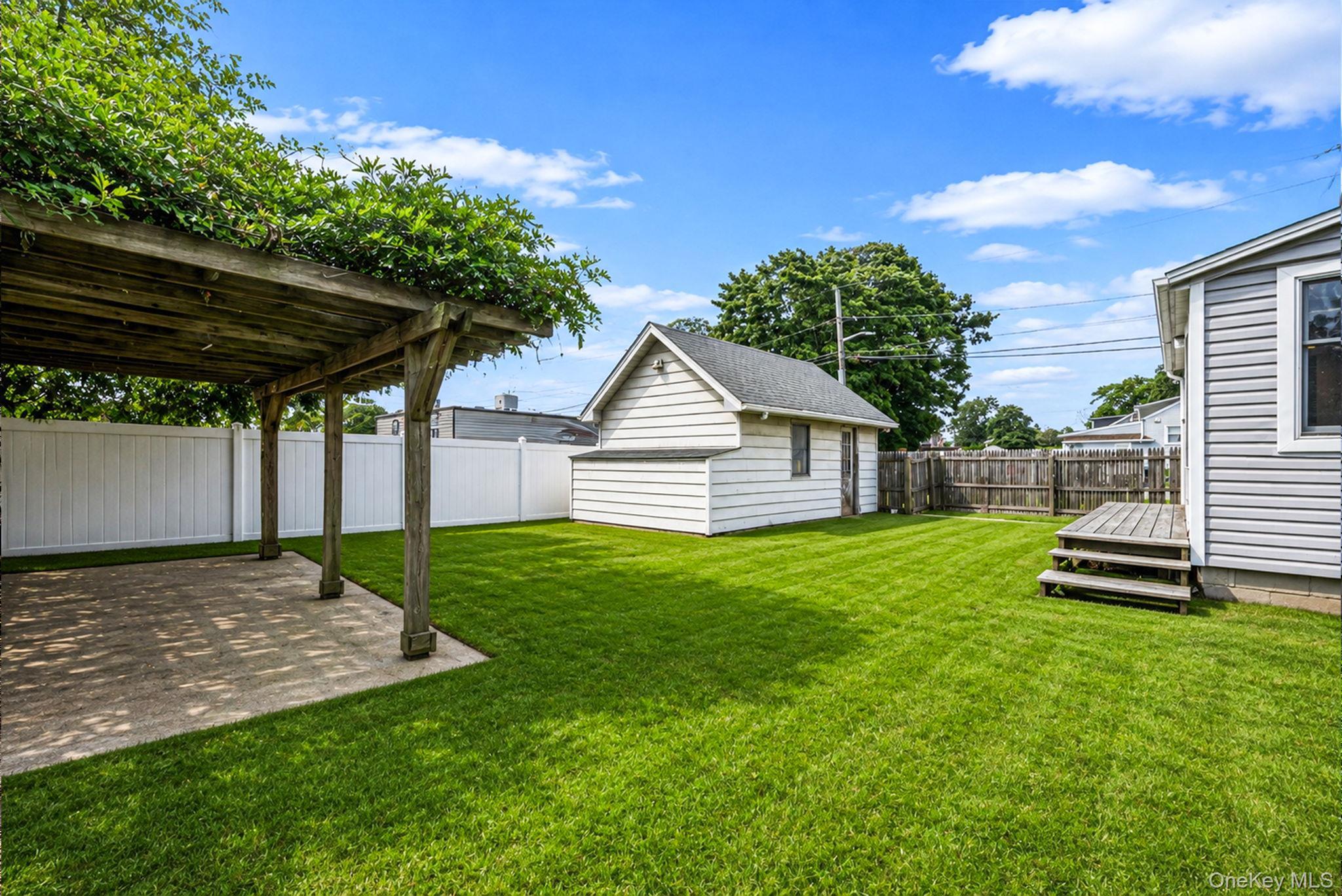 Single Family N Wellwood Avenue  Suffolk County, NY 11757, MLS-1040710-27