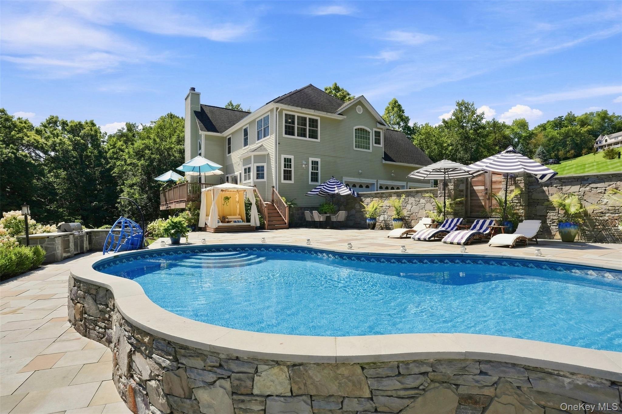 Single Family Woodcrest Lane Orange County, NY 10924, MLS-1040719-41