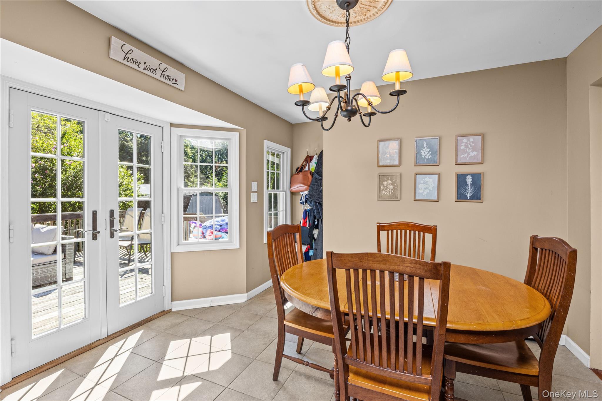 Single Family Marbeth Circle Suffolk County, NY 11764, MLS-1040721-10