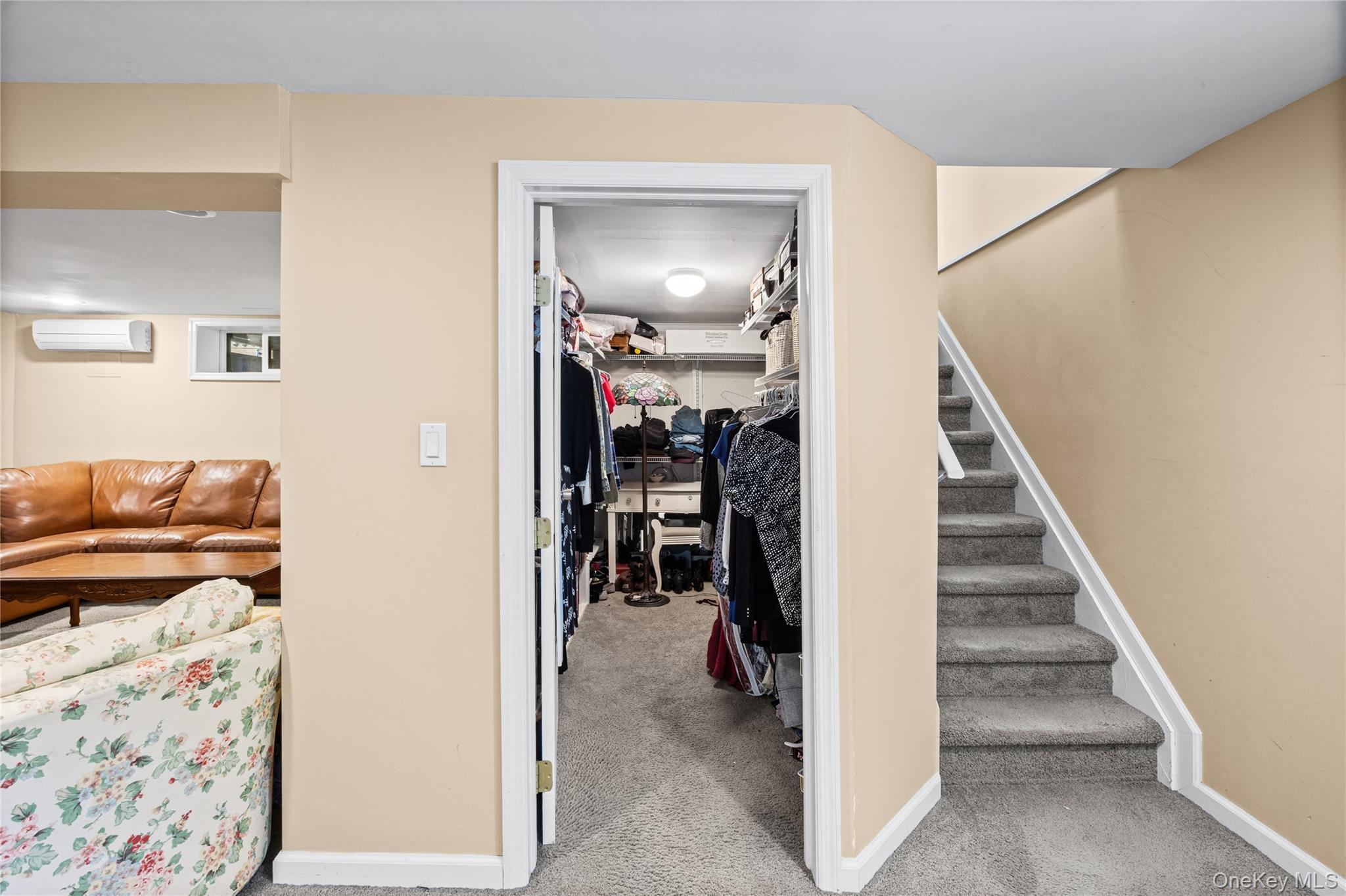 Single Family Marbeth Circle Suffolk County, NY 11764, MLS-1040721-22