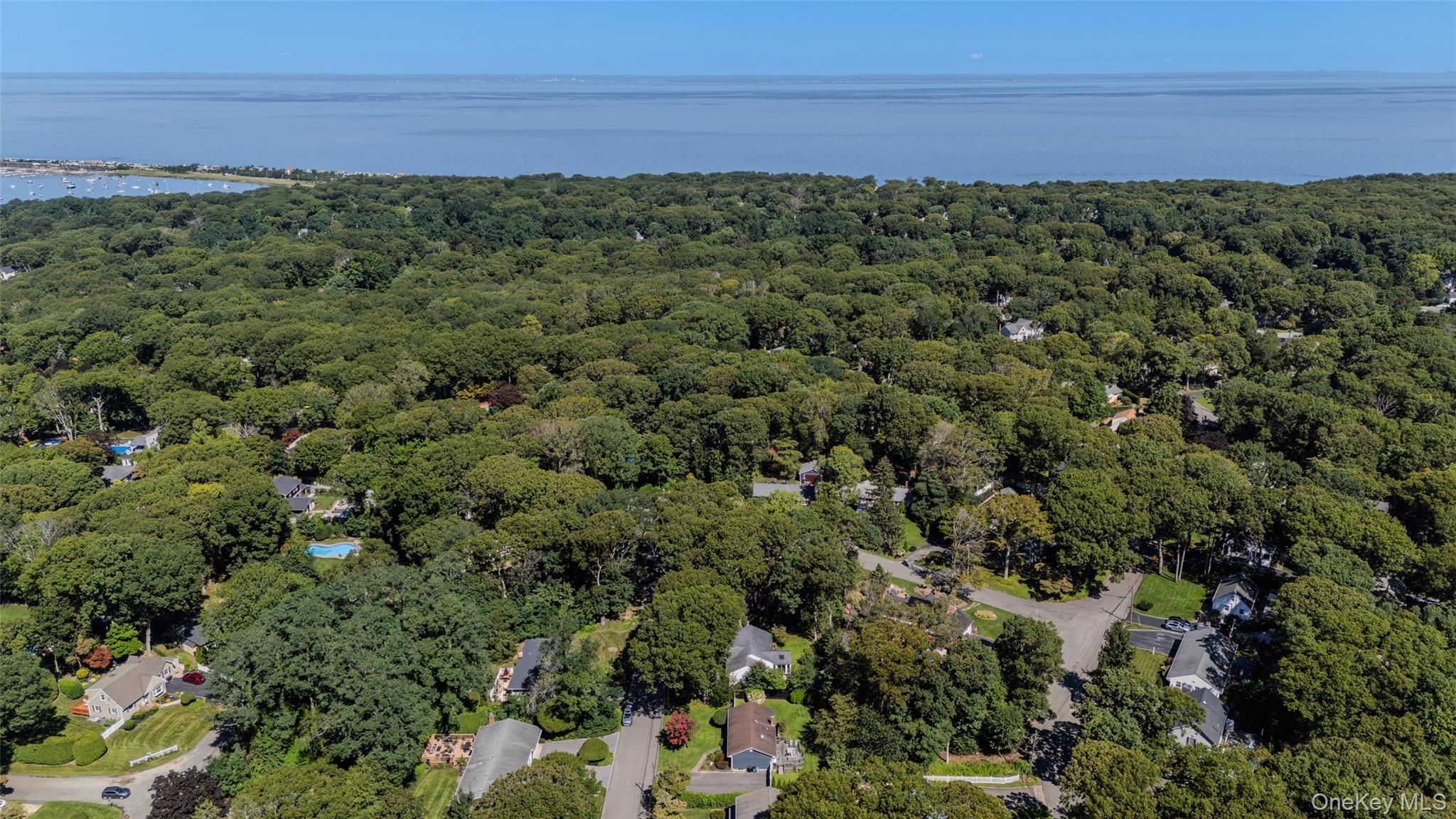 Single Family Marbeth Circle Suffolk County, NY 11764, MLS-1040721-42
