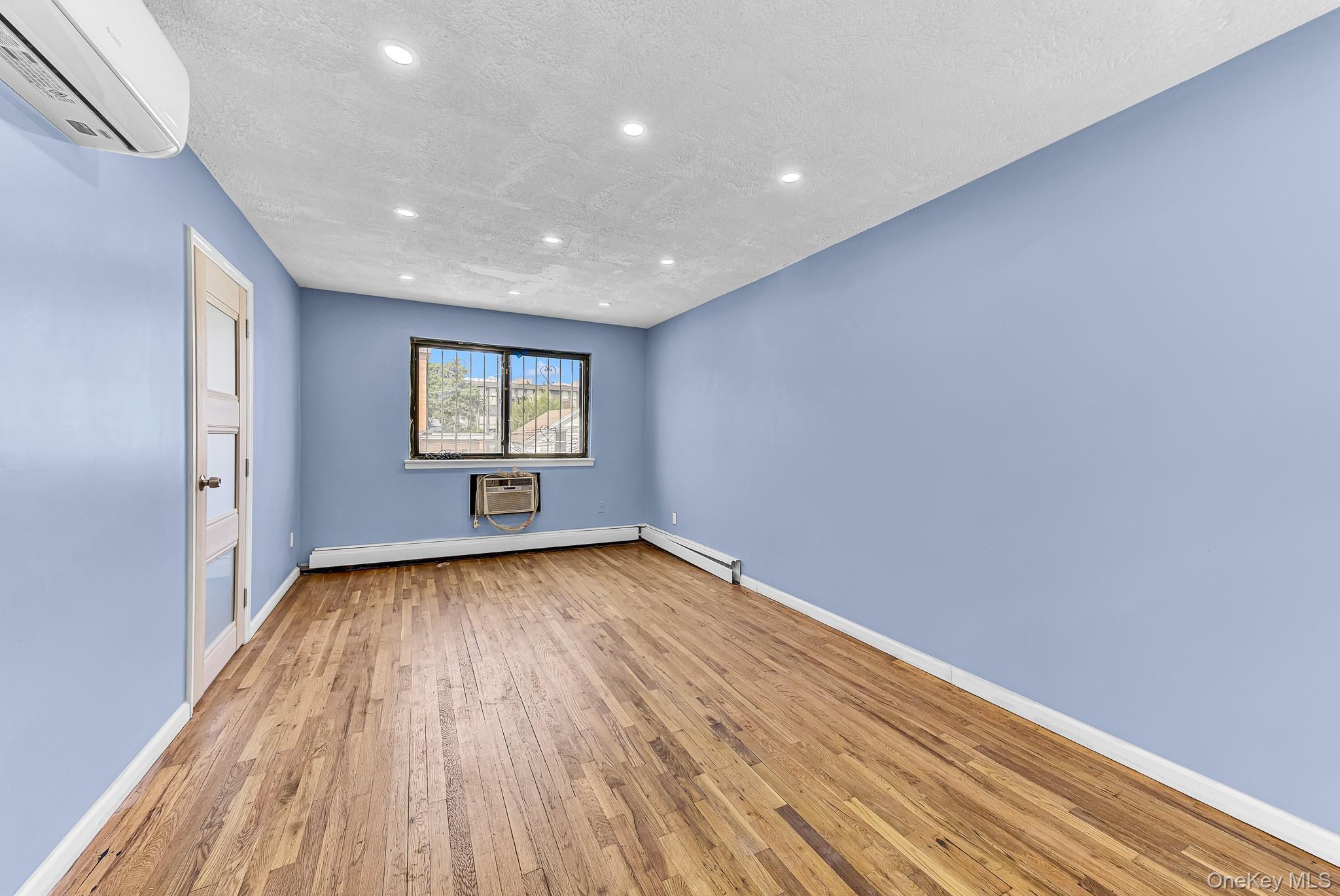 Single Family Autumn Avenue  Brooklyn, NY 11208, MLS-1040727-20