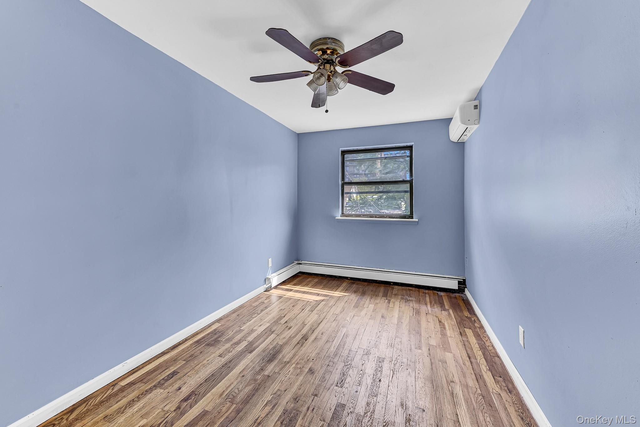 Single Family Autumn Avenue  Brooklyn, NY 11208, MLS-1040727-30