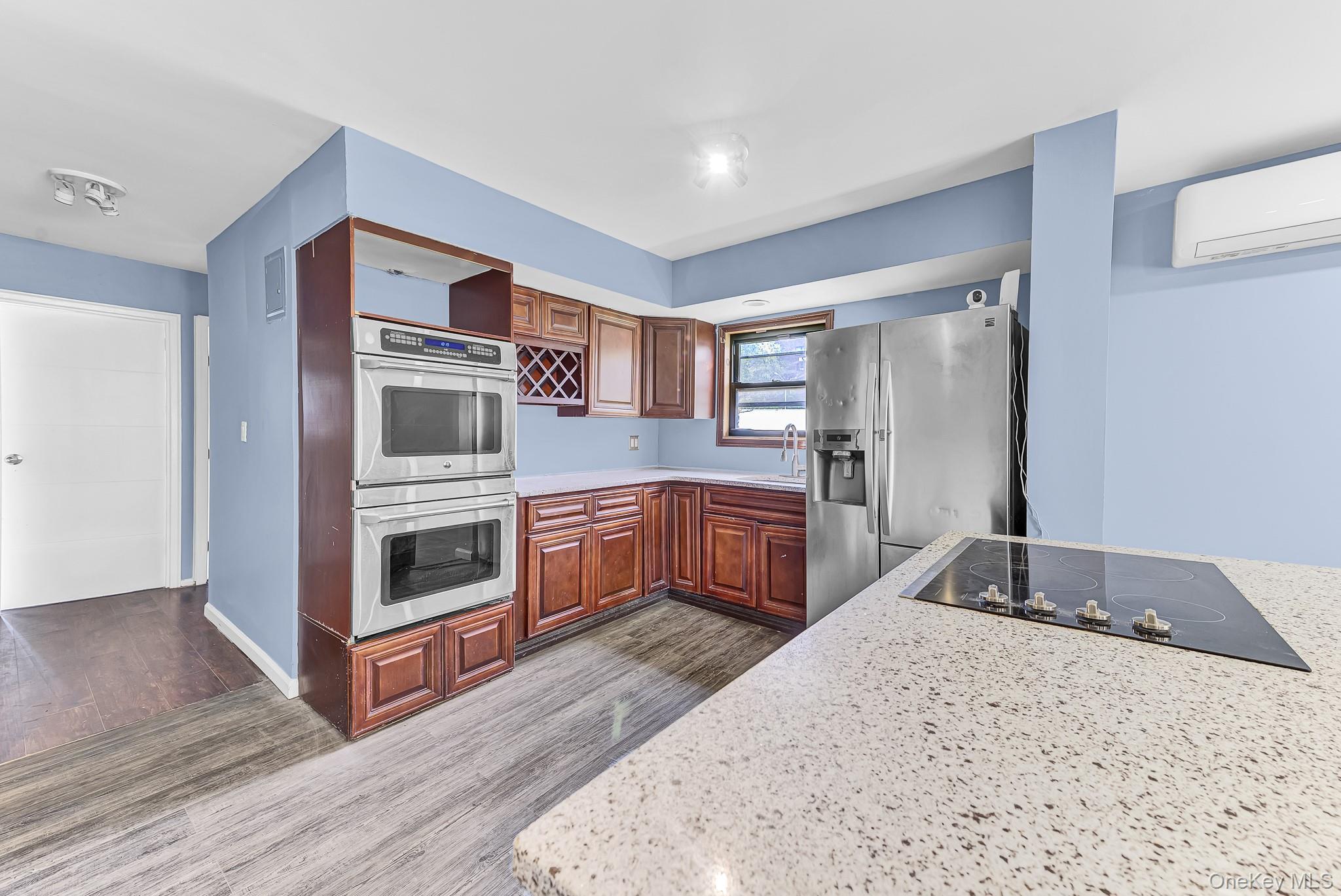 Single Family Autumn Avenue  Brooklyn, NY 11208, MLS-1040727-7