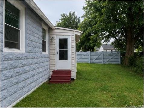 Single Family Wiltwyck Avenue  Ulster County, NY 12401, MLS-1040746-3