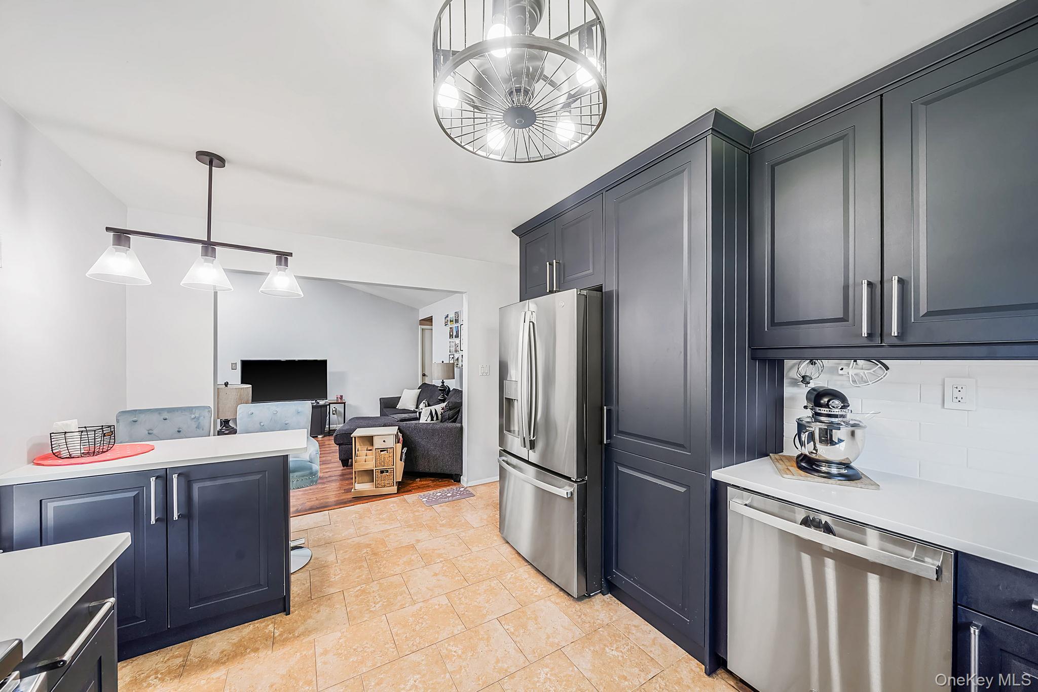 Single Family Balmoral Court  Suffolk County, NY 11953, MLS-1040762-5
